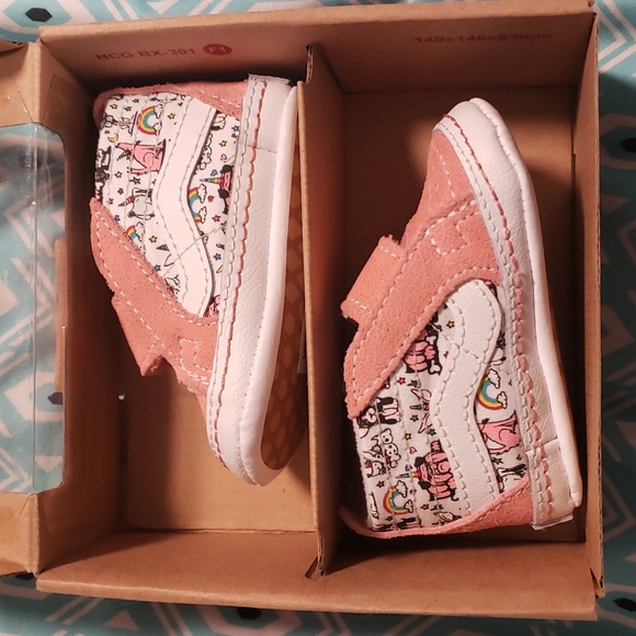 Vans Other - Size2 toddler girls vans sk8 high crib shoes pink white  rainbow unicorn puppy